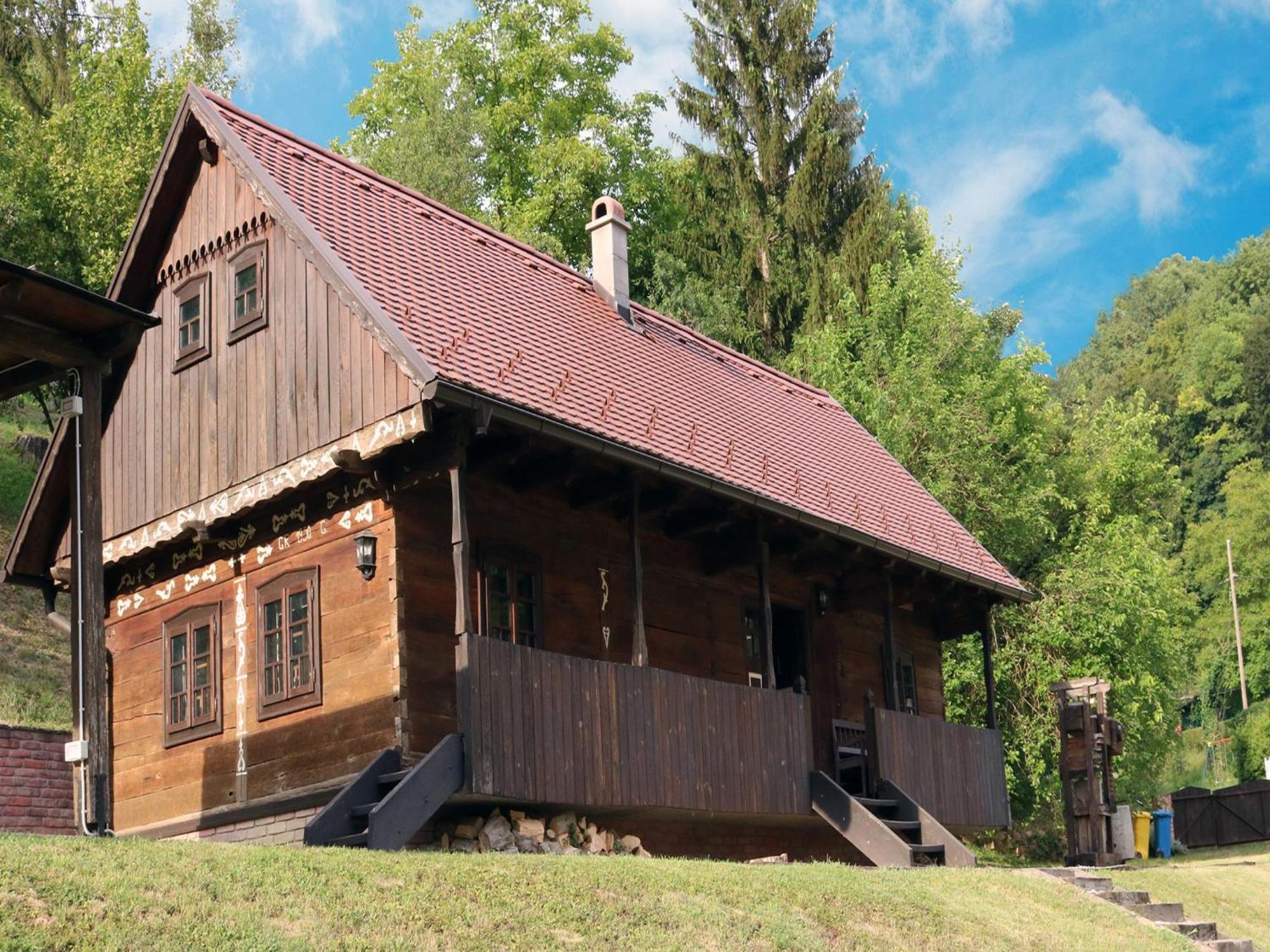 Tradicionalna Zagorska Drvena Kuca Stara Murva Tuheljske Toplice Exterior photo