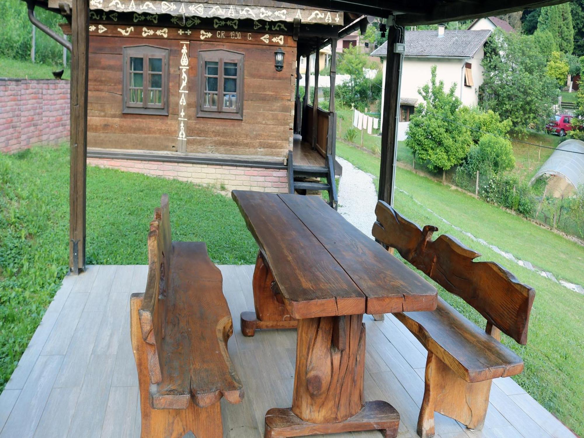 Tradicionalna Zagorska Drvena Kuca Stara Murva Tuheljske Toplice Exterior photo